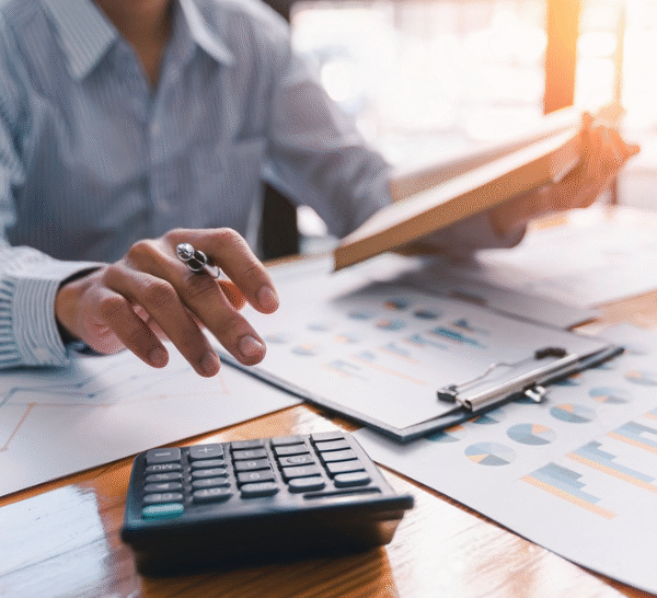 How Startups Can Streamline Payroll with Paystub Generators